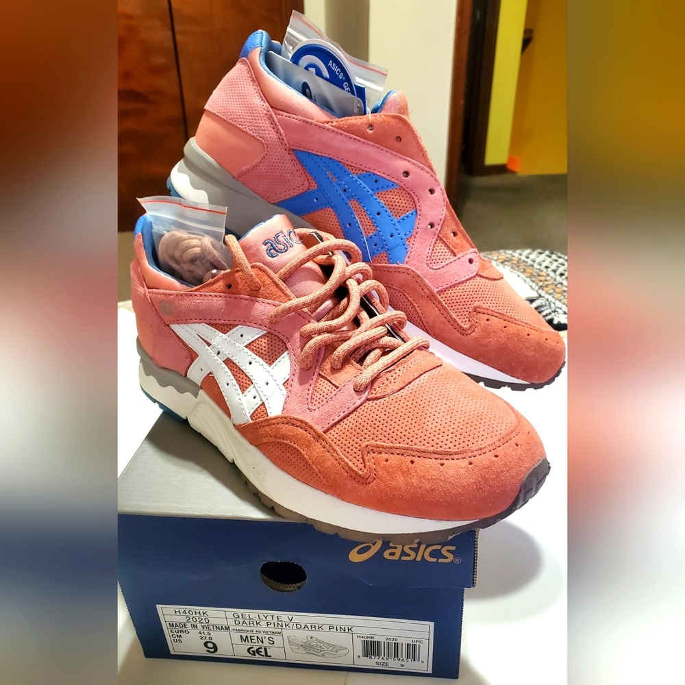 Asics Gel Lyte V 5 Rose Gold Kith x Ronnie Fieg Collab size 9 Brand new with Box